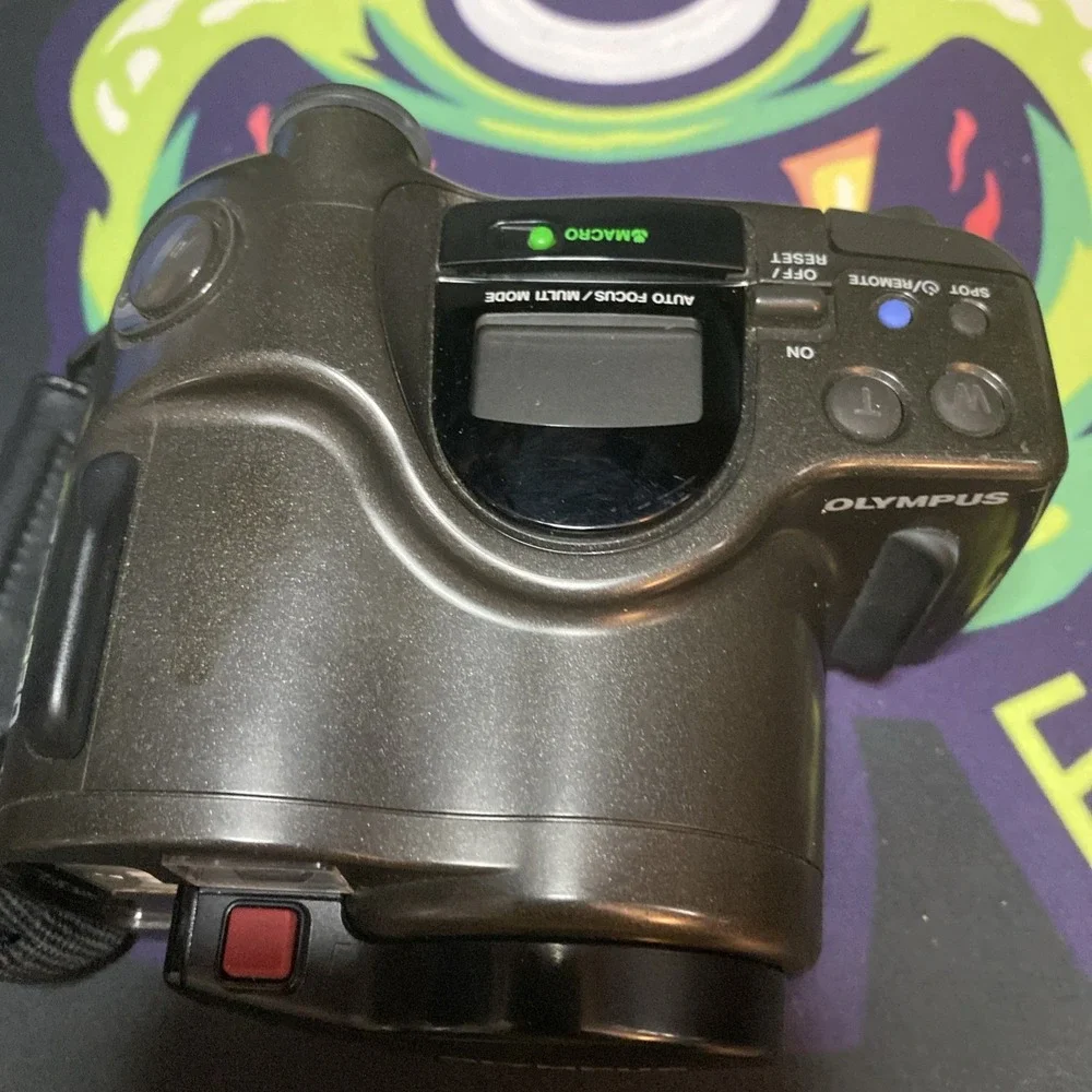 Vtg Olympus Infinity SuperZoom 330 AF Point & Shoot 35mm Film Camera Works B2